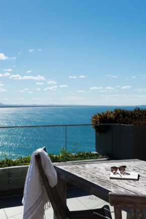 Luxury Penthouse for Family, Private Pool & Views